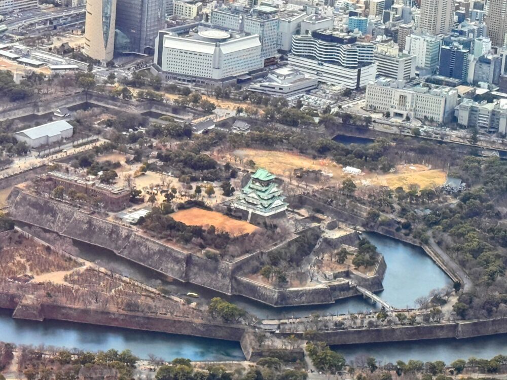 大阪城（上空写真）