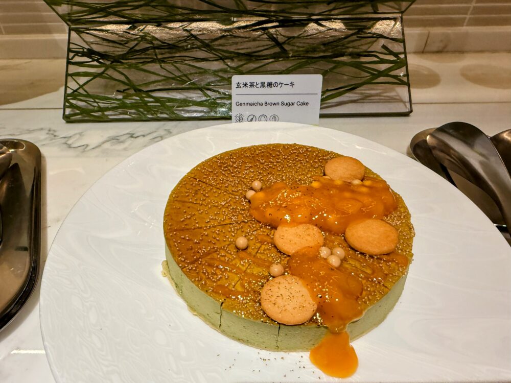 玄米茶と黒糖のケーキ
