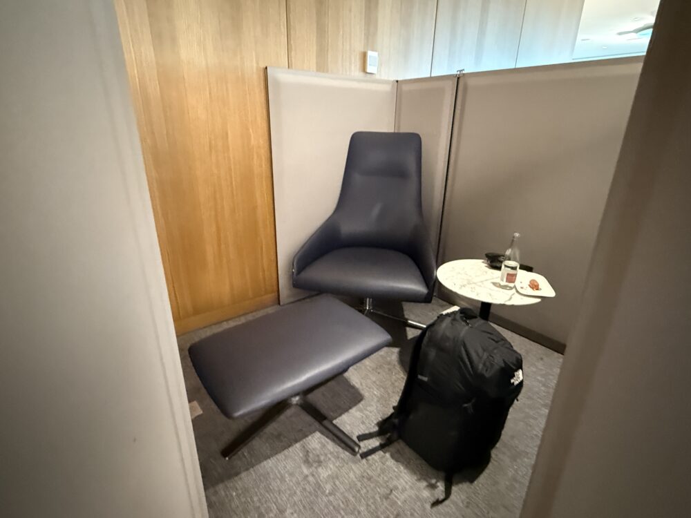 半個室風のシート
