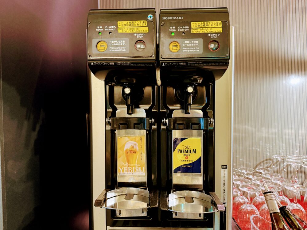 ビールサーバーの「エビス」と「プレミアムモルツ」