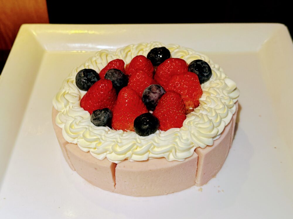 ベリーのムースケーキ