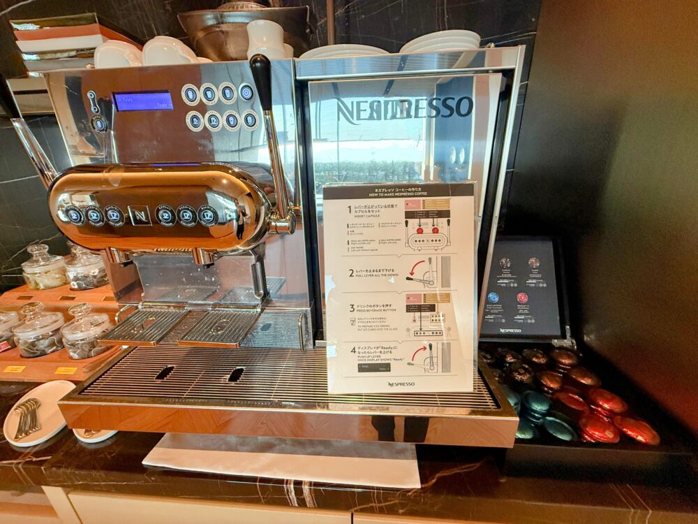 本格的なエスプレッソやカフェラテが抽出できる業務用のネスプレッソマシン