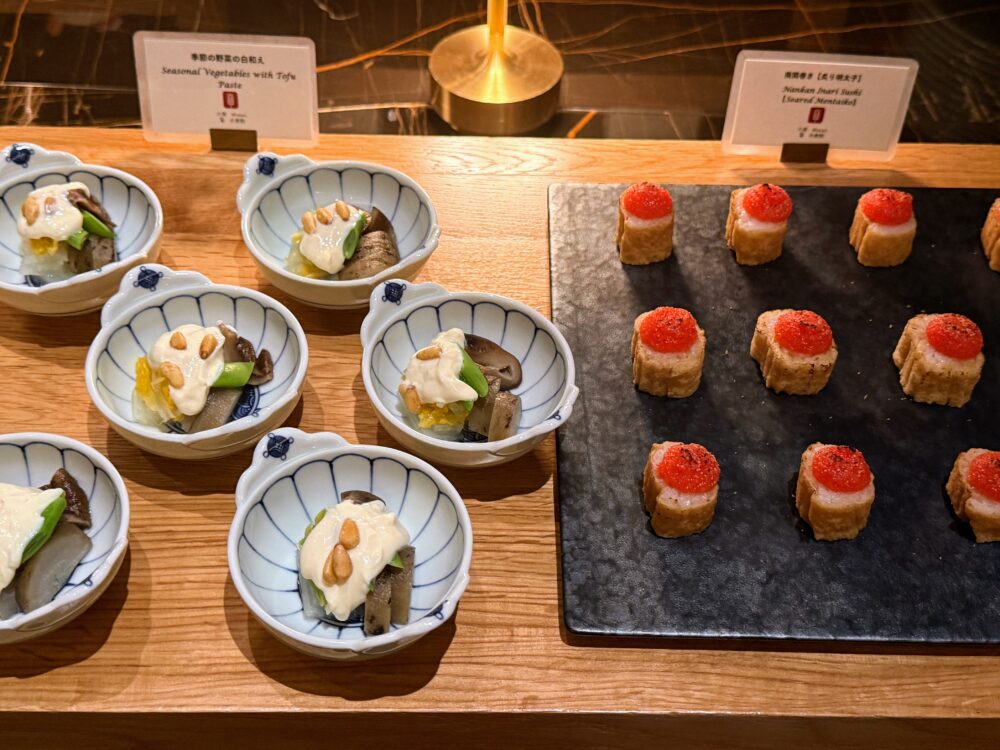 南関いなり寿司（炙り明太子）と小鉢料理