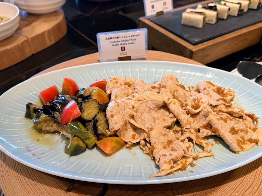 ランチビュッフェの「糸島豚の冷製しゃぶしゃぶサラダ」