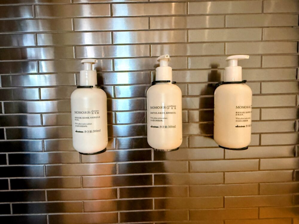 Davines(ダヴィネス)のMOMOシリーズのシャンプーやコンディショナー。
