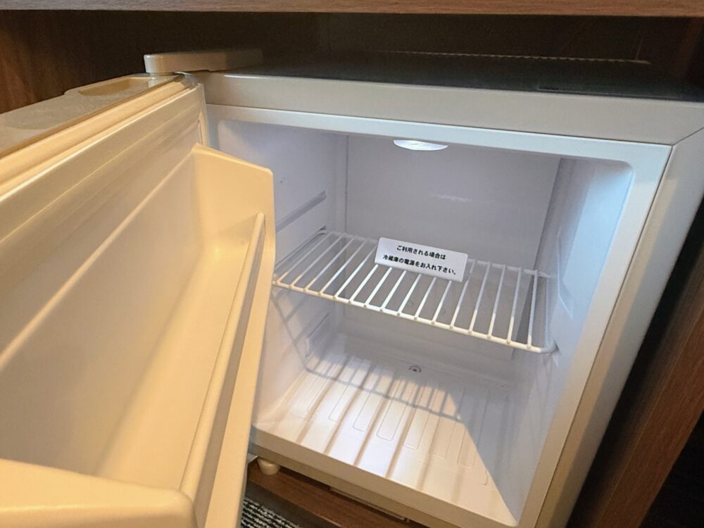 客室の冷蔵庫の中
