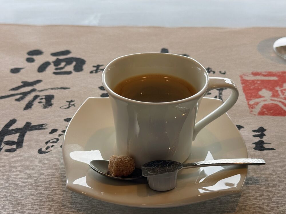 ランチのあとのコーヒー